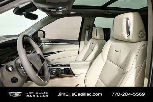 2025 Cadillac Escalade Sport Platinum