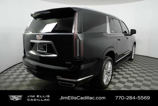 2025 Cadillac Escalade ESV Premium Luxury