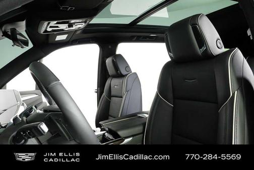 2025 Cadillac Escalade ESV Premium Luxury