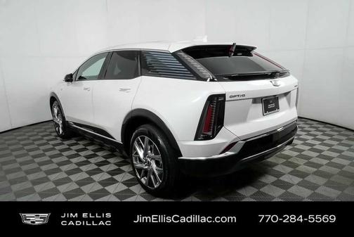 2025 Cadillac OPTIQ Luxury