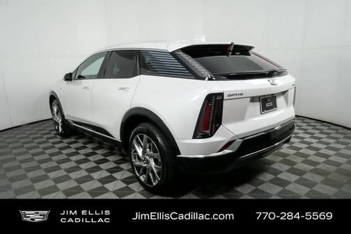2025 Cadillac OPTIQ Luxury