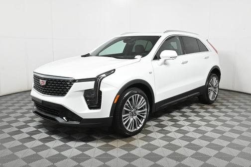2025 Cadillac XT4 Premium Luxury