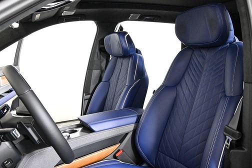 2026 Cadillac VISTIQ Premium Luxury