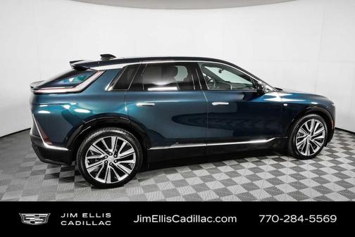 Emerald 2025 Cadillac LYRIQ Luxury
