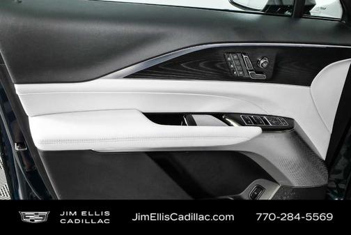 Emerald 2025 Cadillac LYRIQ Luxury