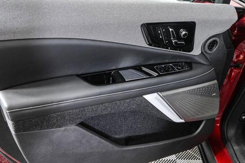 2025 Cadillac OPTIQ Sport