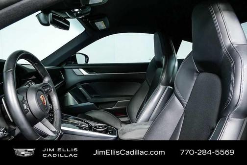 2024 Porsche 911 Carrera GTS