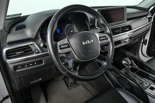 2022 Kia Telluride LX