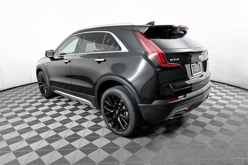 2021 Cadillac XT4 Premium Luxury