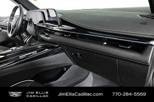 2024 Cadillac Escalade Sport