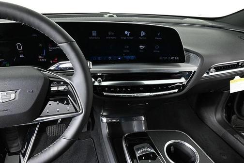 2025 Cadillac LYRIQ Sport
