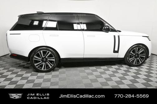 2023 Land Rover Range Rover P530 SE