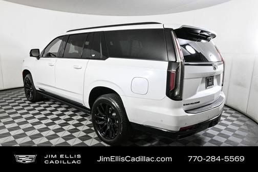 2024 Cadillac Escalade ESV Sport Platinum