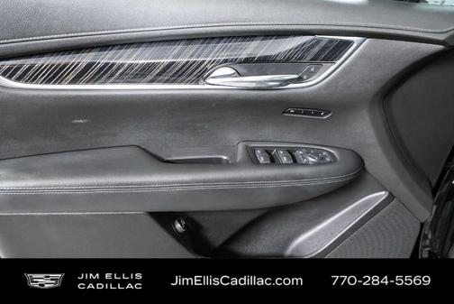 Stellar Black Metallic 2020 Cadillac XT6 Premium Luxury FWD