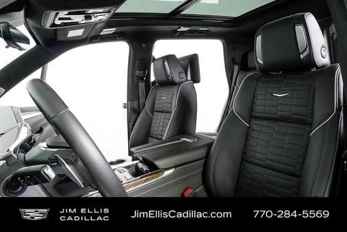 2025 Cadillac Escalade Sport Platinum