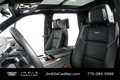 2025 Cadillac Escalade Sport Platinum