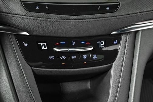 2025 Cadillac XT5 Luxury