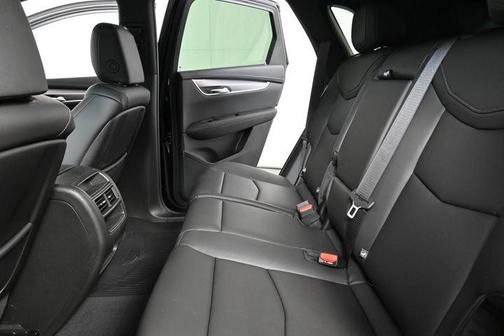 2025 Cadillac XT5 Luxury