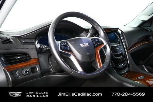 2017 Cadillac Escalade ESV Luxury