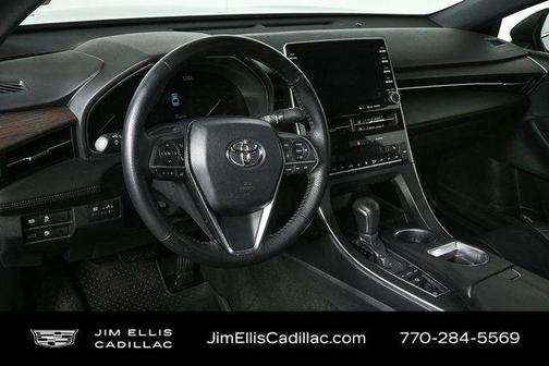 2020 Toyota Avalon XLE