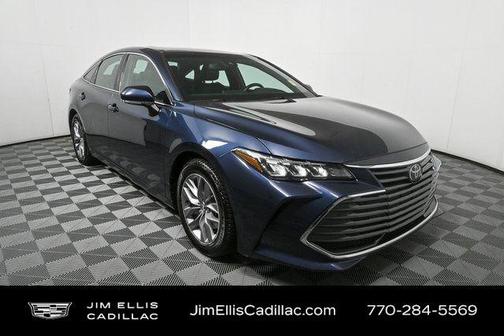 2020 Toyota Avalon XLE