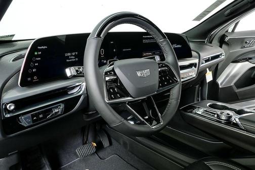 2026 Cadillac LYRIQ Premium Luxury