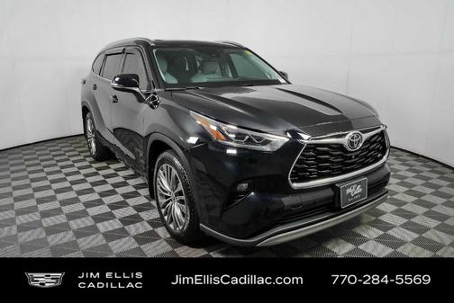 Midnight Black Metallic 2021 Toyota Highlander Platinum