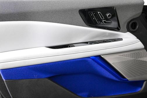 2025 Cadillac OPTIQ Luxury