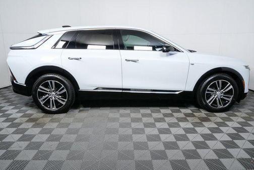 2026 Cadillac LYRIQ Premium Luxury