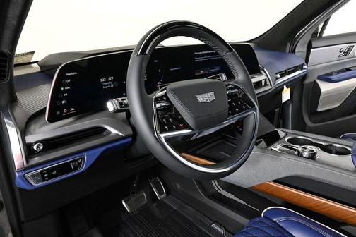 2026 Cadillac VISTIQ Premium Luxury