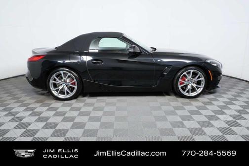 Black Sapphire Metallic 2022 BMW Z4 sDrive30i