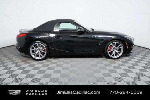 Black Sapphire Metallic 2022 BMW Z4 sDrive30i