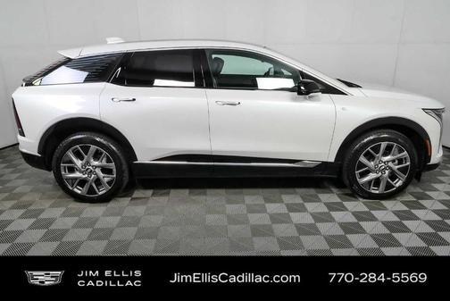 Crystal White Tri-Coat 2025 Cadillac OPTIQ Luxury