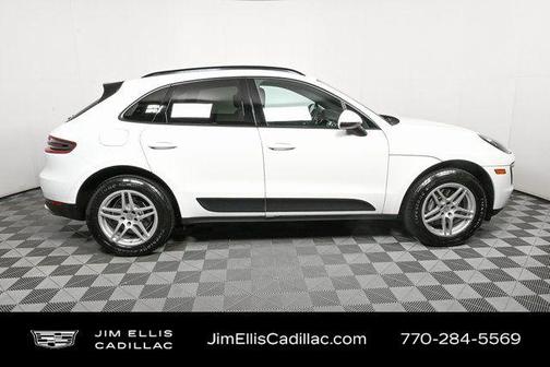 2018 Porsche Macan Base
