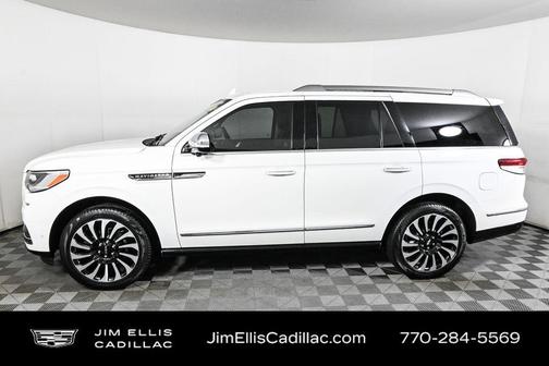 2023 Lincoln Navigator Black Label