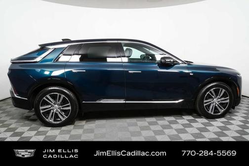 Emerald 2024 Cadillac LYRIQ Luxury