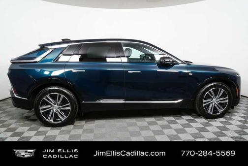 Emerald 2024 Cadillac LYRIQ Luxury