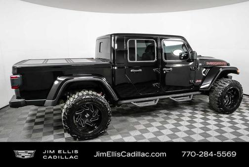 Black Clearcoat 2021 Jeep Gladiator Mojave