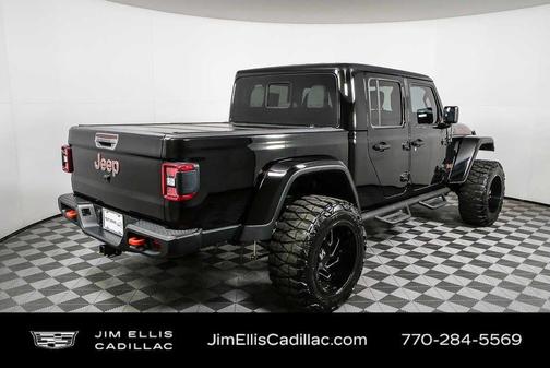 Black Clearcoat 2021 Jeep Gladiator Mojave