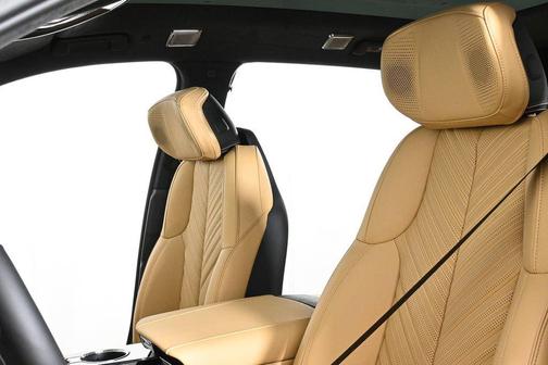 2025 Cadillac Escalade IQ 2