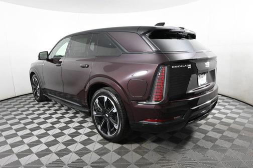 2025 Cadillac Escalade IQ 2