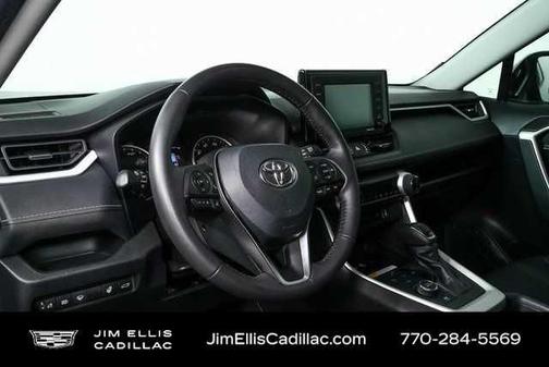 2022 Toyota RAV4 Hybrid XLE Premium