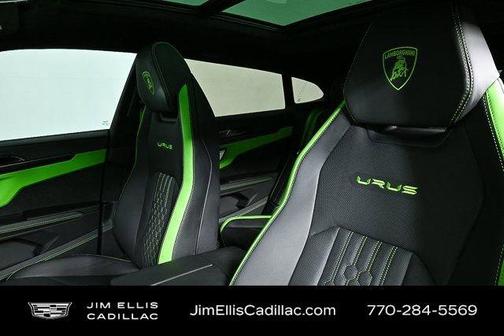 2023 Lamborghini Urus S