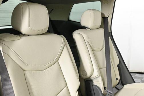 2025 Cadillac XT6 Premium Luxury FWD