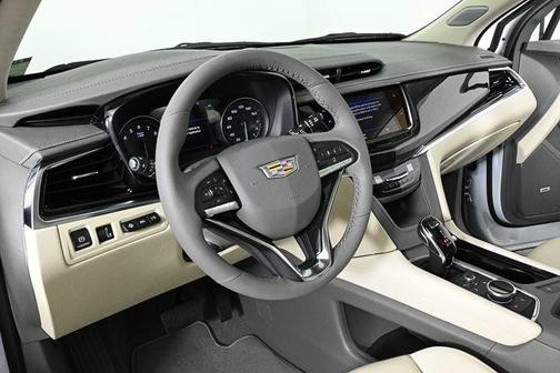 2025 Cadillac XT6 Premium Luxury FWD