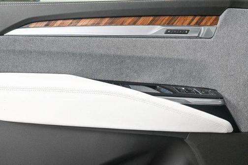 2025 Cadillac Escalade ESV Sport Platinum