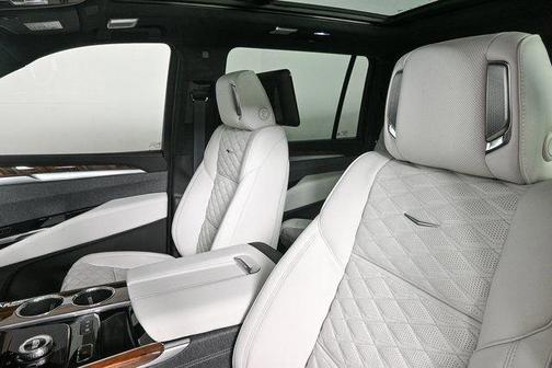 2025 Cadillac Escalade ESV Sport Platinum