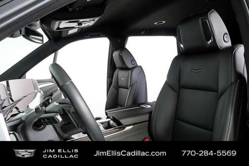 2025 Cadillac Escalade Luxury