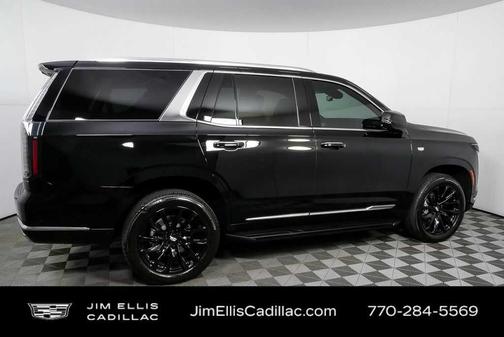 2025 Cadillac Escalade Luxury