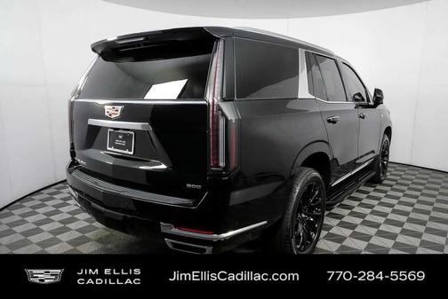 2025 Cadillac Escalade Luxury